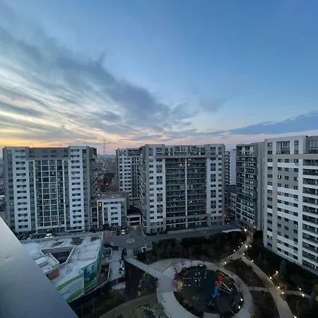 Penthouse View - GranVia Park-3