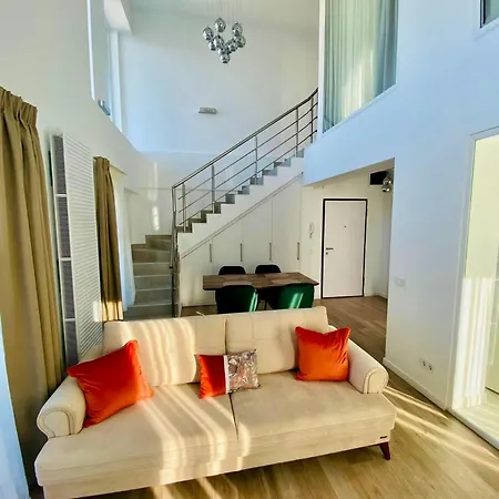 Penthouse View - GranVia Park-2